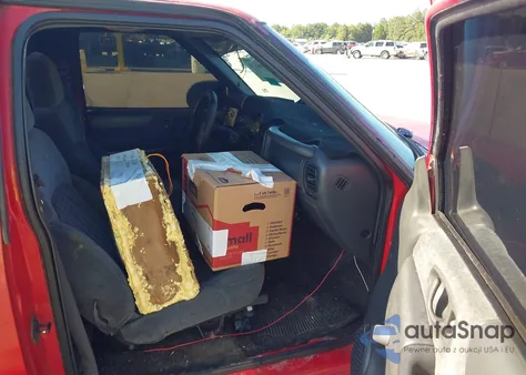 1999 Chevrolet S-10 Ls from USA, damaged, VIN 1GCCS14XXXK125414